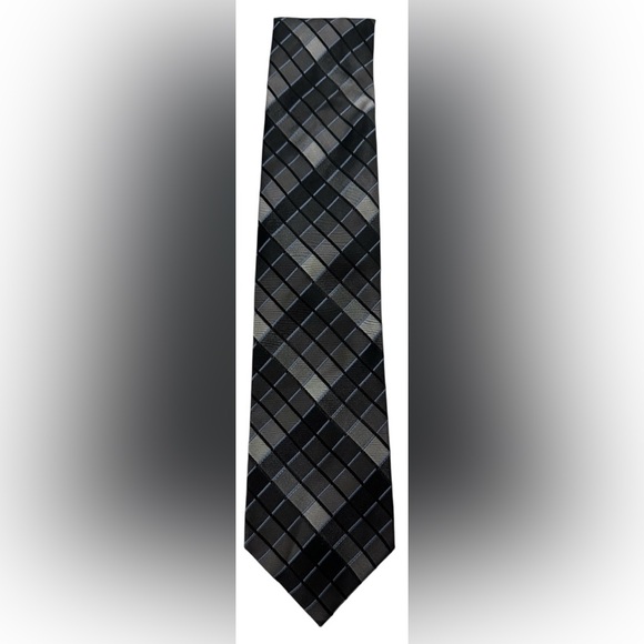 Croft & Barrow | Black & Gray Geometric Checkered Tie 100% Silk | NWOT - Picture 1 of 6